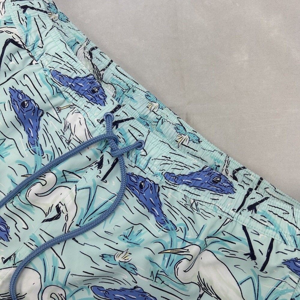 Vineyard Vines Men Pelican‎ Fish Design Polyester Swim Trunks XL